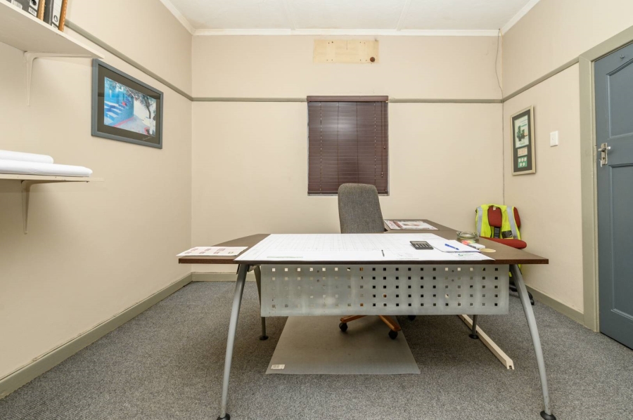 4 Bedroom Property for Sale in Sidwell Eastern Cape